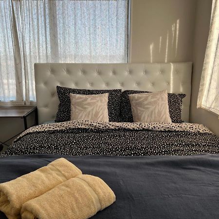 Albany Peony Homestay โอ๊คแลนด์ ภายนอก รูปภาพ